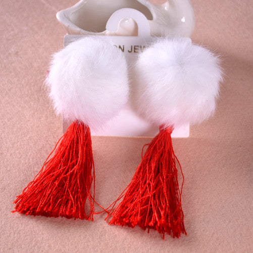 Fringed hair ball hairpin