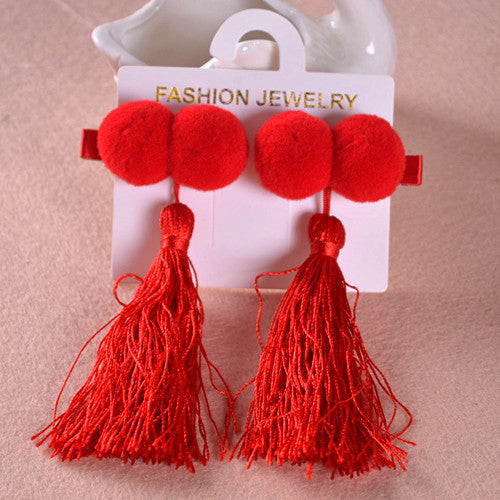 Fringed hair ball hairpin