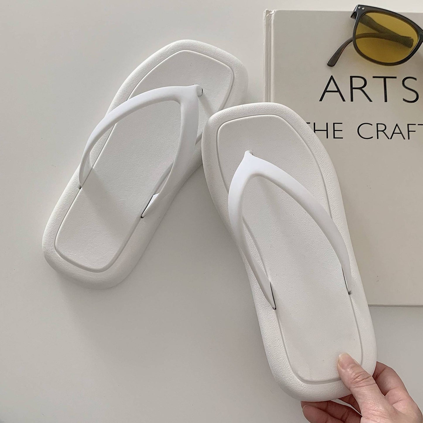 Fashion Solid Color Flip-flops Women's Soft Bottom Flip-flops