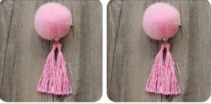 Fringed hair ball hairpin
