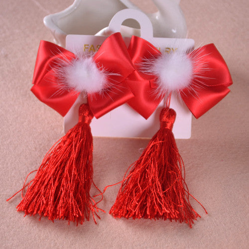 Fringed hair ball hairpin