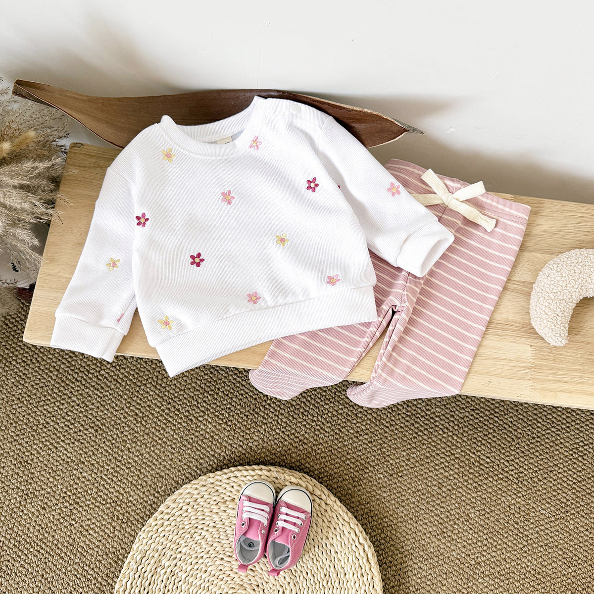 Baby Girl Floral Embroidered Pullover Sweatshirt Suit