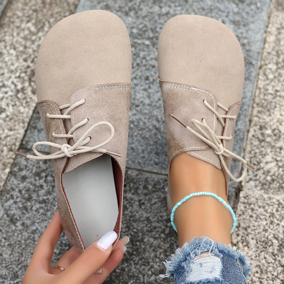 Plus Size Women's Shoes Retro Flat Bottom Casual Low-top Lace-up Gommino
